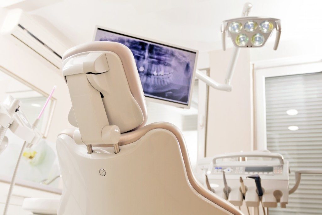 dental chair at the dentist